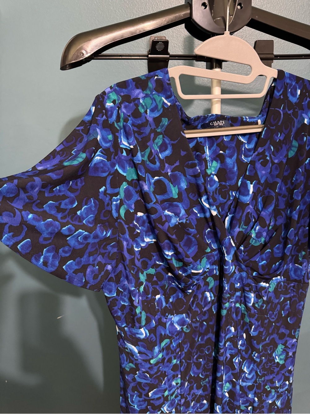 Chaps Blue Patterned V-Neck Midi Dress - Picture 4 of 5
